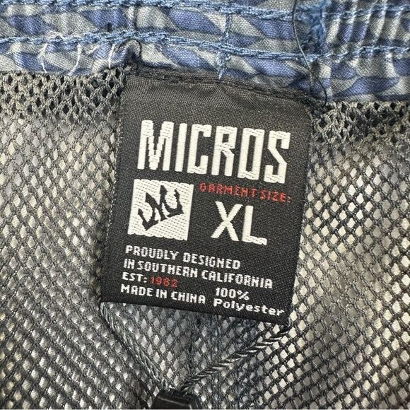 Micros‎ Swim Trunks Mens XL Blue Red Geometric Mesh Lined Beach Summer Surf NEW - Picture 13 of 16